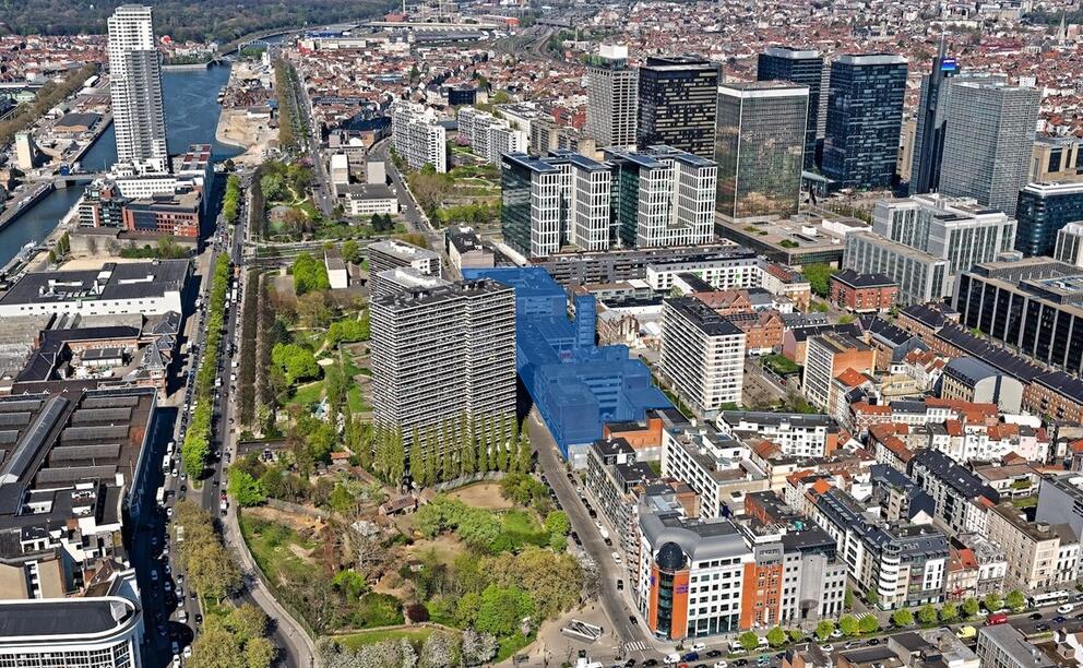 La caserne centrale des pompiers, entre le canal et le quartier Nord. © sau-msi.brussels (Simon Schmitt - www.globalview.be)